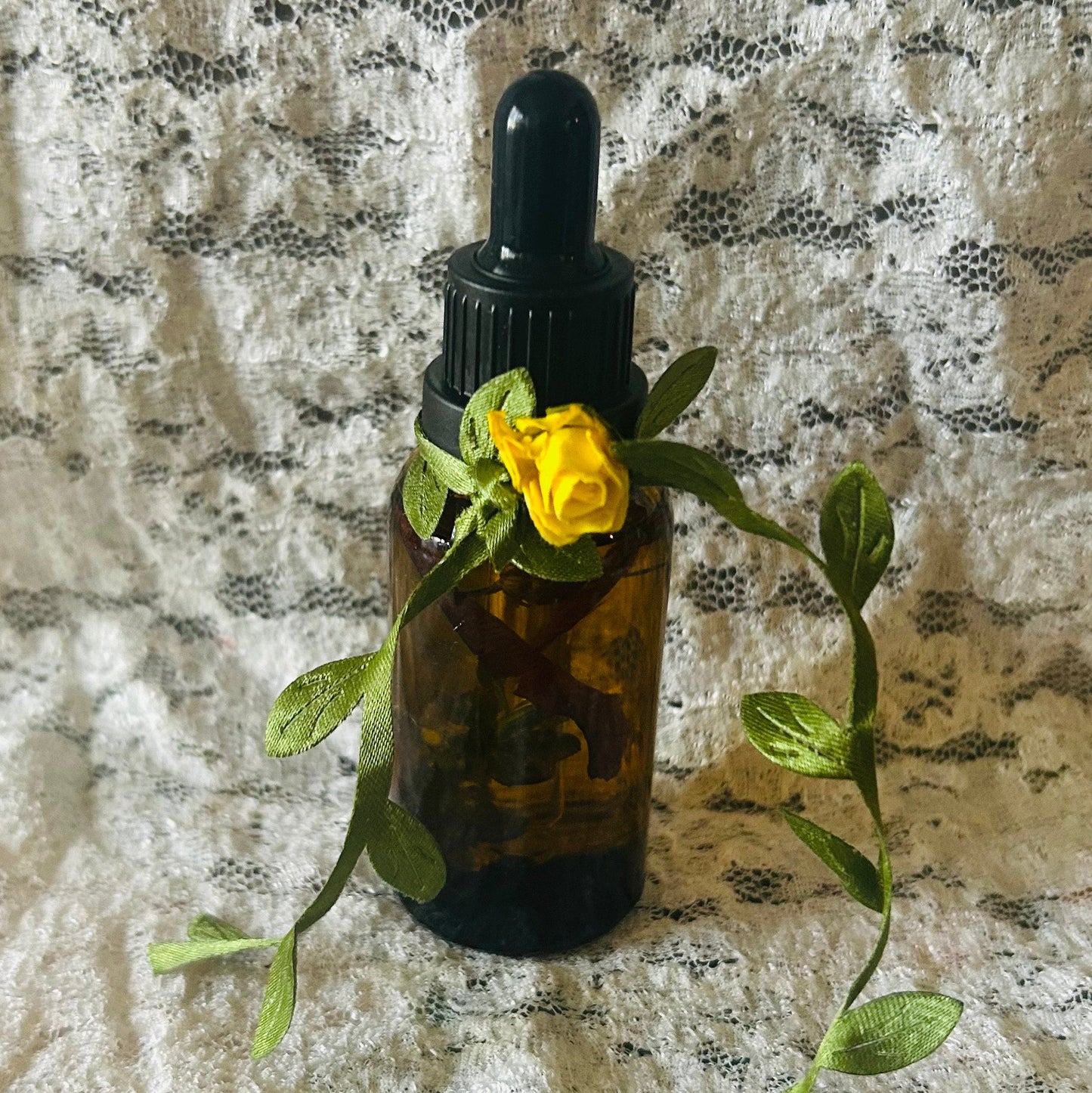 Sarah's Secret Garden Facial Oil 2 oz