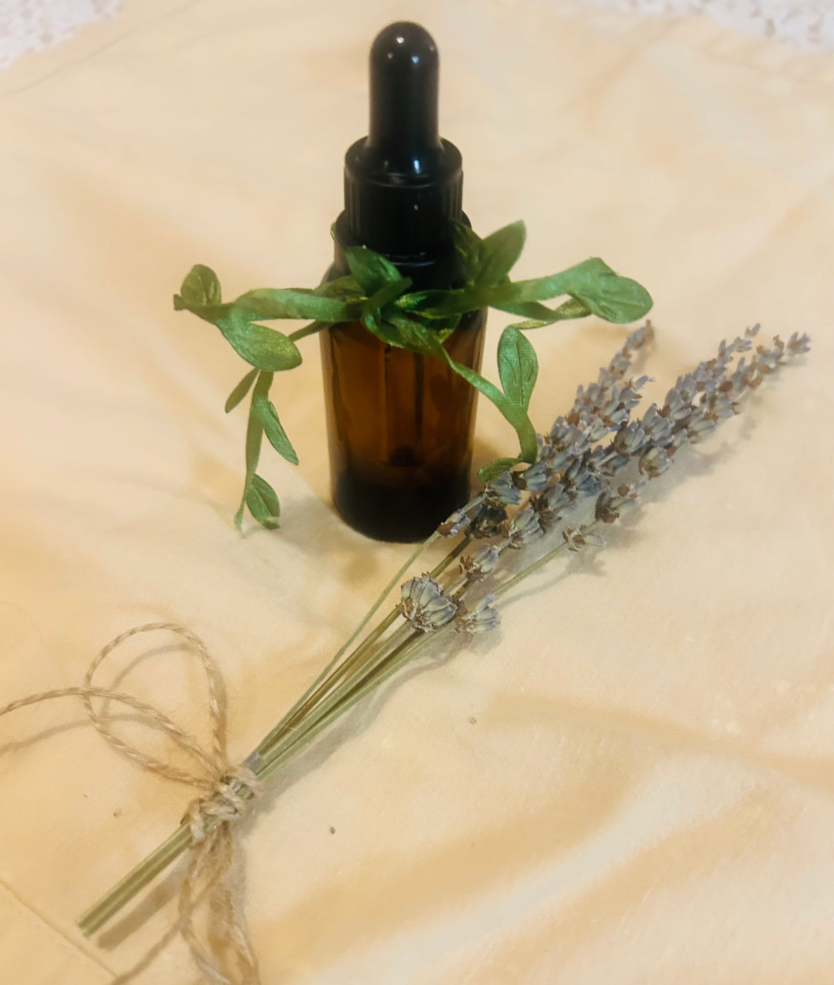 "Wildwood Ridge" Bergamot and Lavender Facial Oil (1 oz)